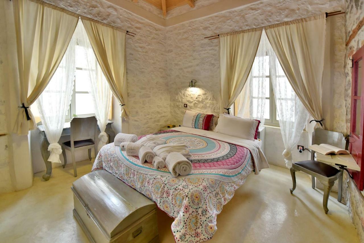 Mastoris Mansion Hotel Hidra Exterior foto